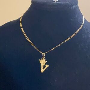 14 Gold Plated FIGARO Style Necklace With V Charm
